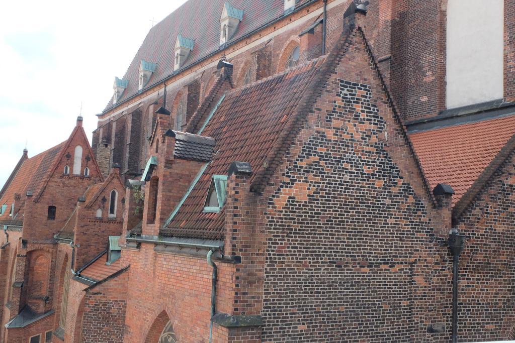 Academus Pub & Guest House Wrocław Kültér fotó